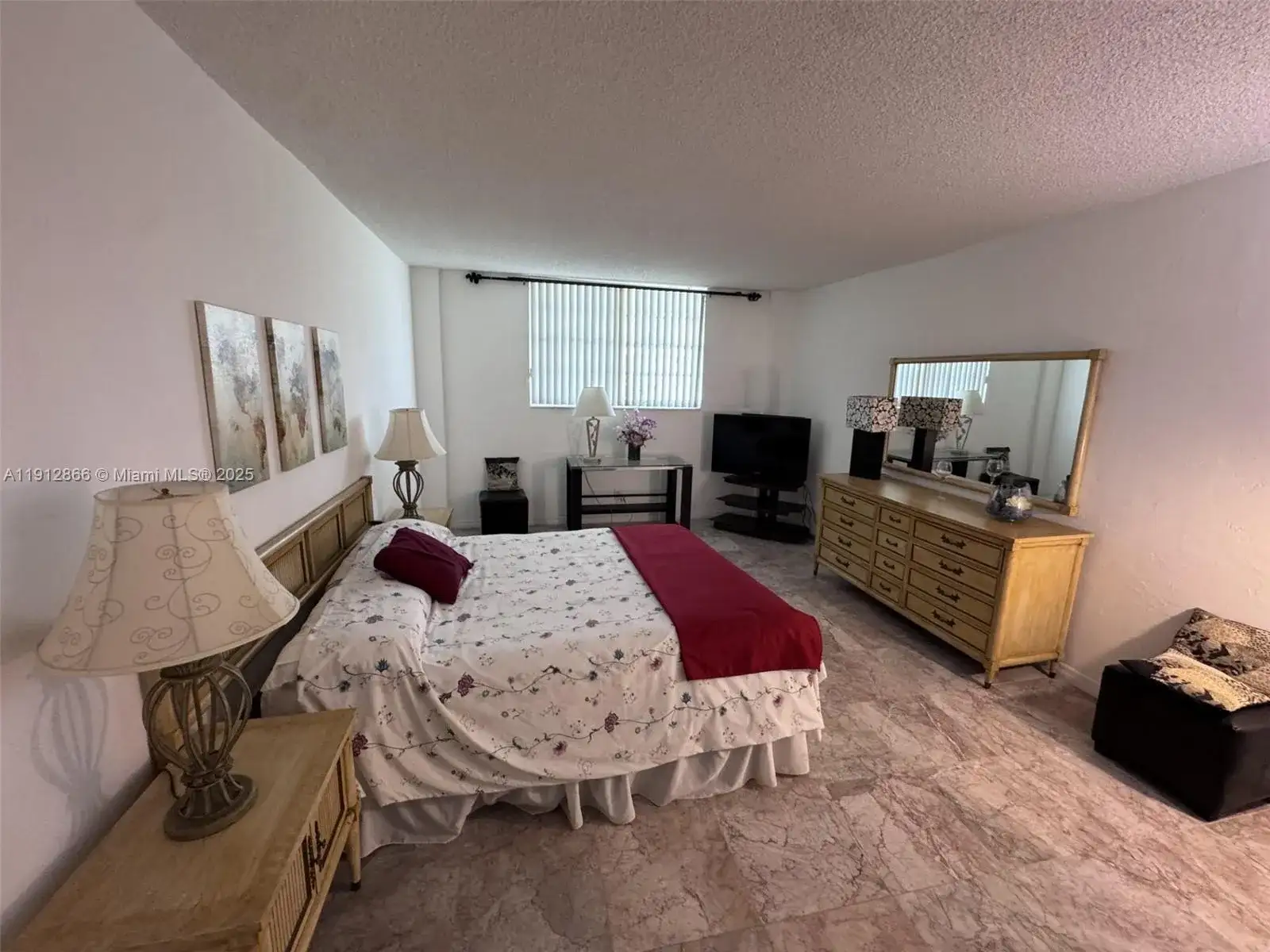 19390 Collins Ave # 1608, Sunny Isles Beach FL 33160 photo 4