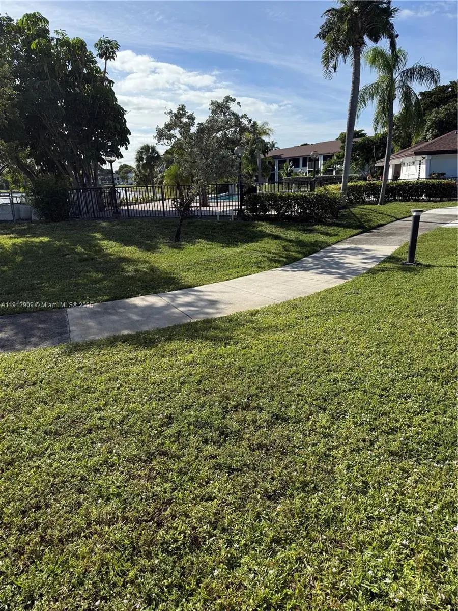 2828 Casita Way # 205, Delray Beach FL 33445