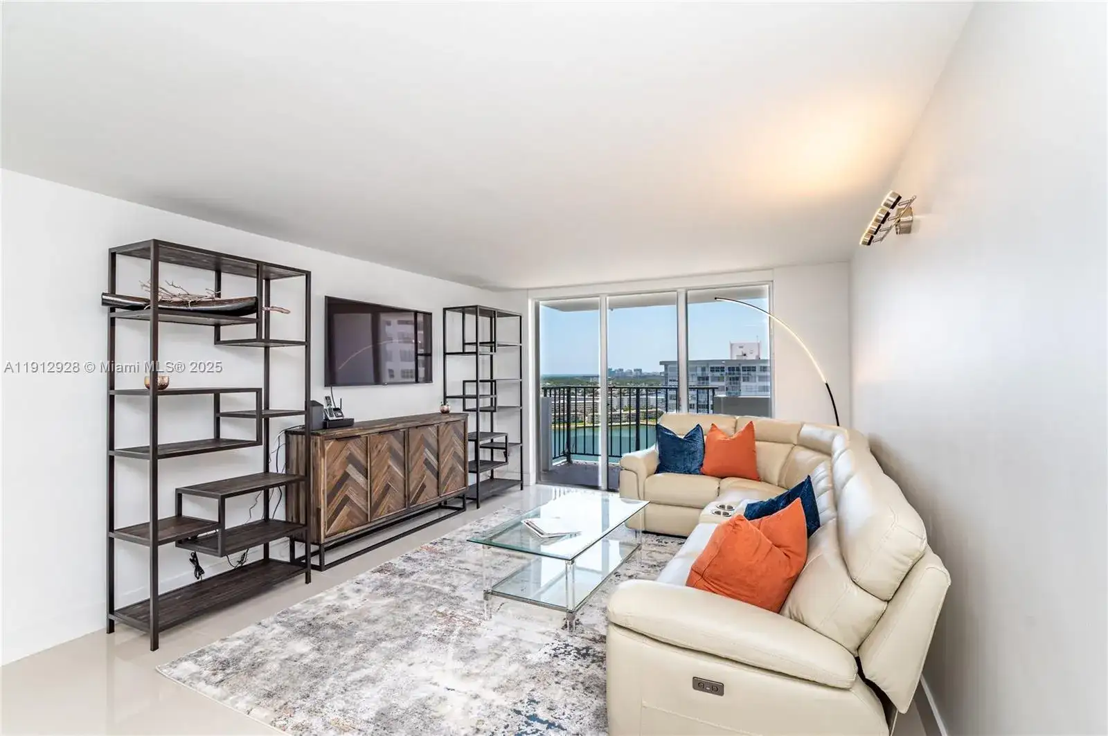 2780 NE 183rd St # 2014, Aventura FL 33160 photo 3