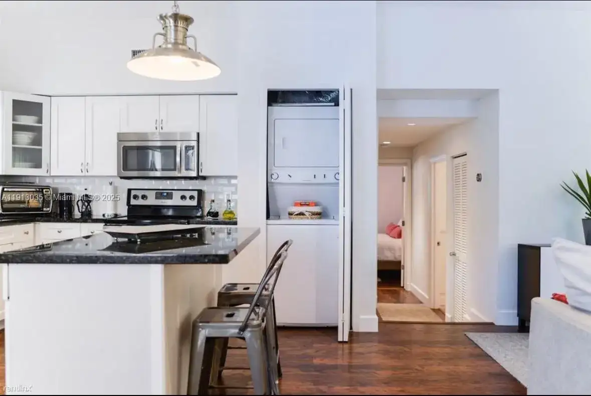 7611 Abbott Ave # R, Miami Beach FL 33141 photo 3