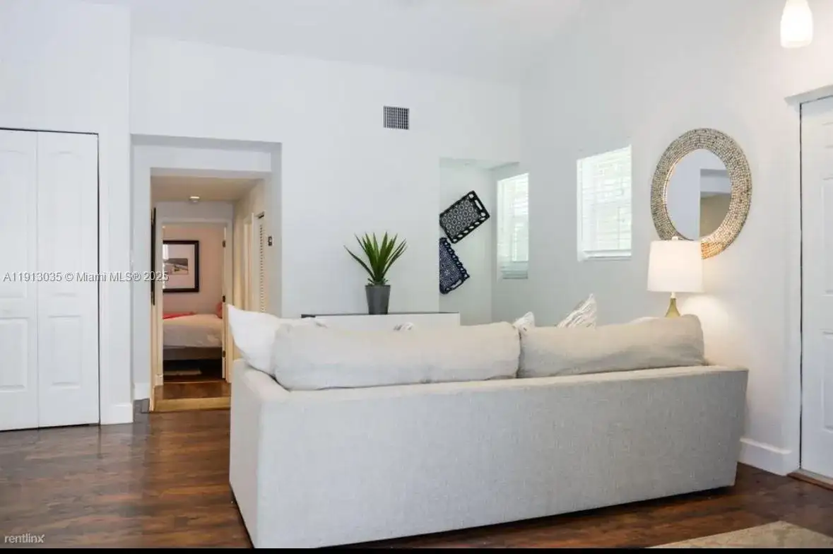 7611 Abbott Ave # R, Miami Beach FL 33141 photo 5