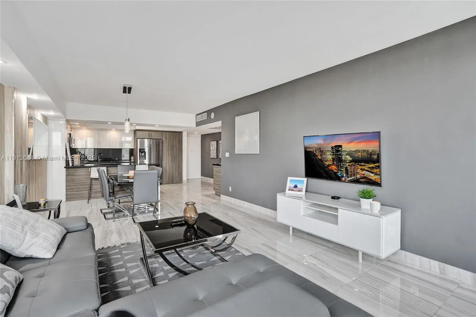 19370 Collins Ave # 426, Sunny Isles Beach FL 33160