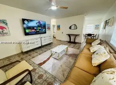 2 bedroom 2 bath Residential for sale at 650 Pennsylvania Ave # 1, Miami Beach FL 33139