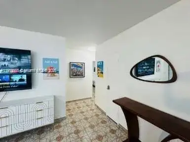 650 Pennsylvania Ave # 1, Miami Beach FL 33139 photo 2