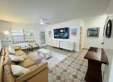 650 Pennsylvania Ave # 1, Miami Beach FL 33139 photo 4