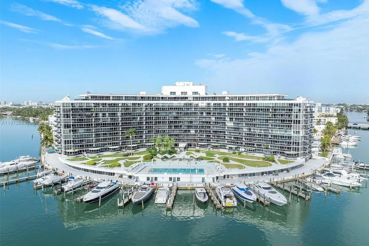 900 Bay Dr # 620, Miami Beach FL 33141