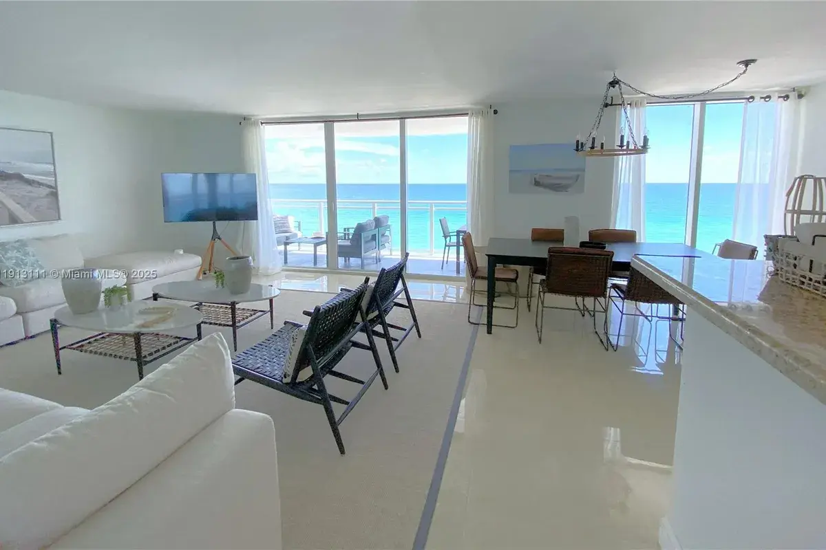 2030 S Ocean Dr # 821, Hallandale Beach FL 33009