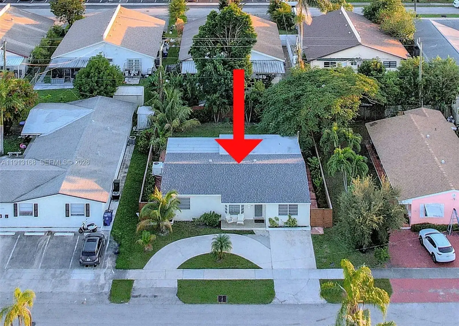 1012 NE 2nd Street, Hallandale Beach FL 33009 photo 5
