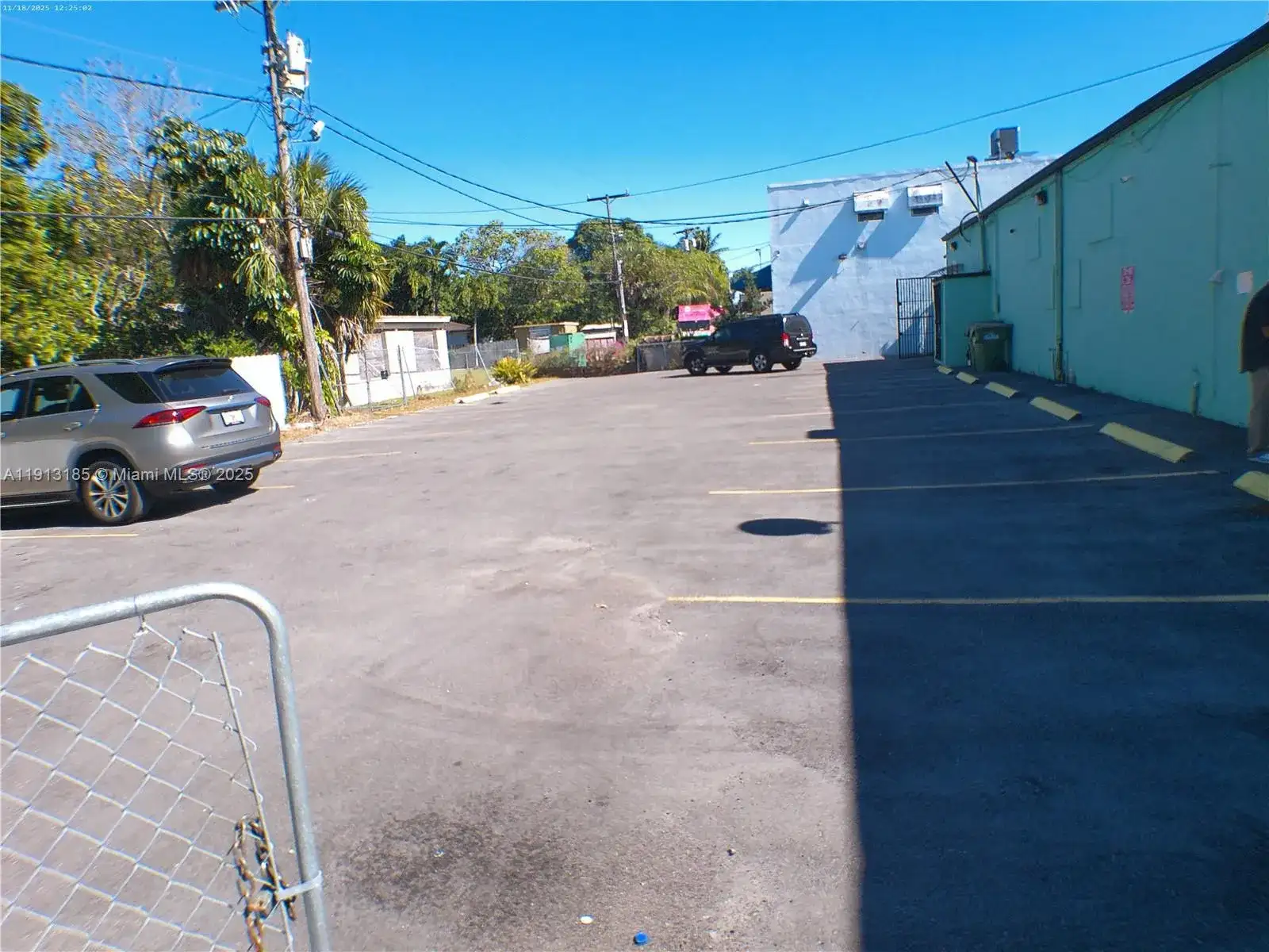 1051 NW 119th St, North Miami FL 33168 photo 5