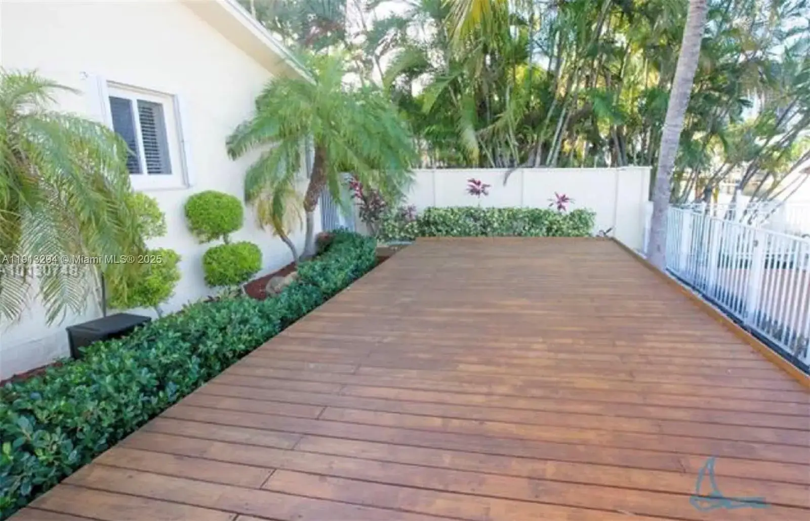 13155 Arch Creek Ter, North Miami FL 33181 photo 3