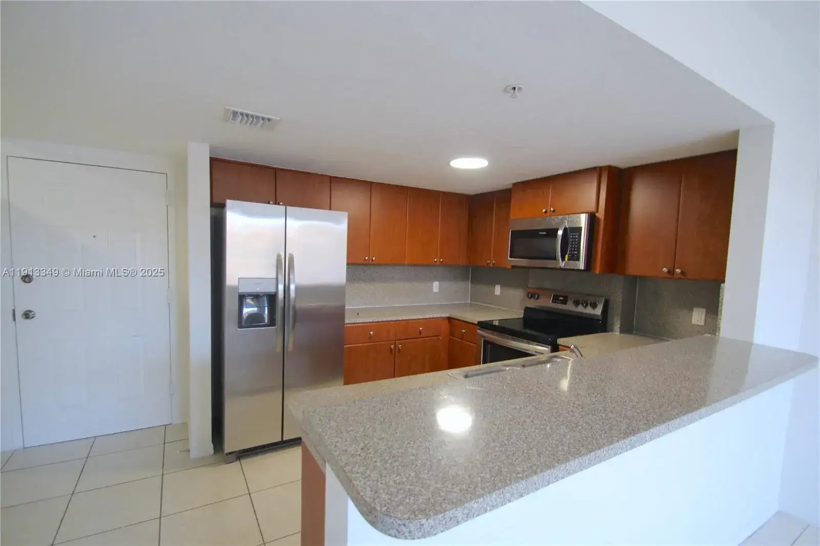 218 NW 12th Avenue # 502, Miami FL 33128 photo 4
