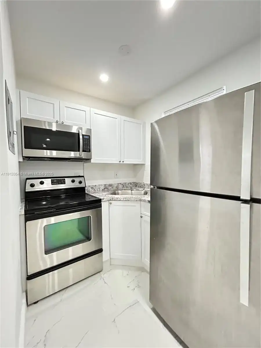 6950 NW 8th Ave # 3, Miami FL 33150