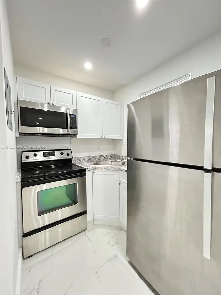 6950 NW 8th Ave # 3, Miami FL 33150