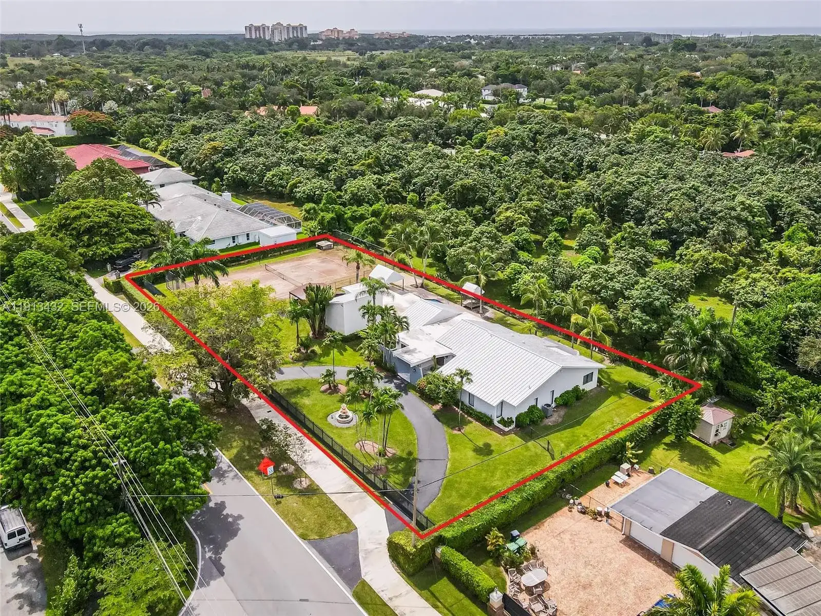 6900 SW 136th St, Palmetto Bay FL 33156 photo 3