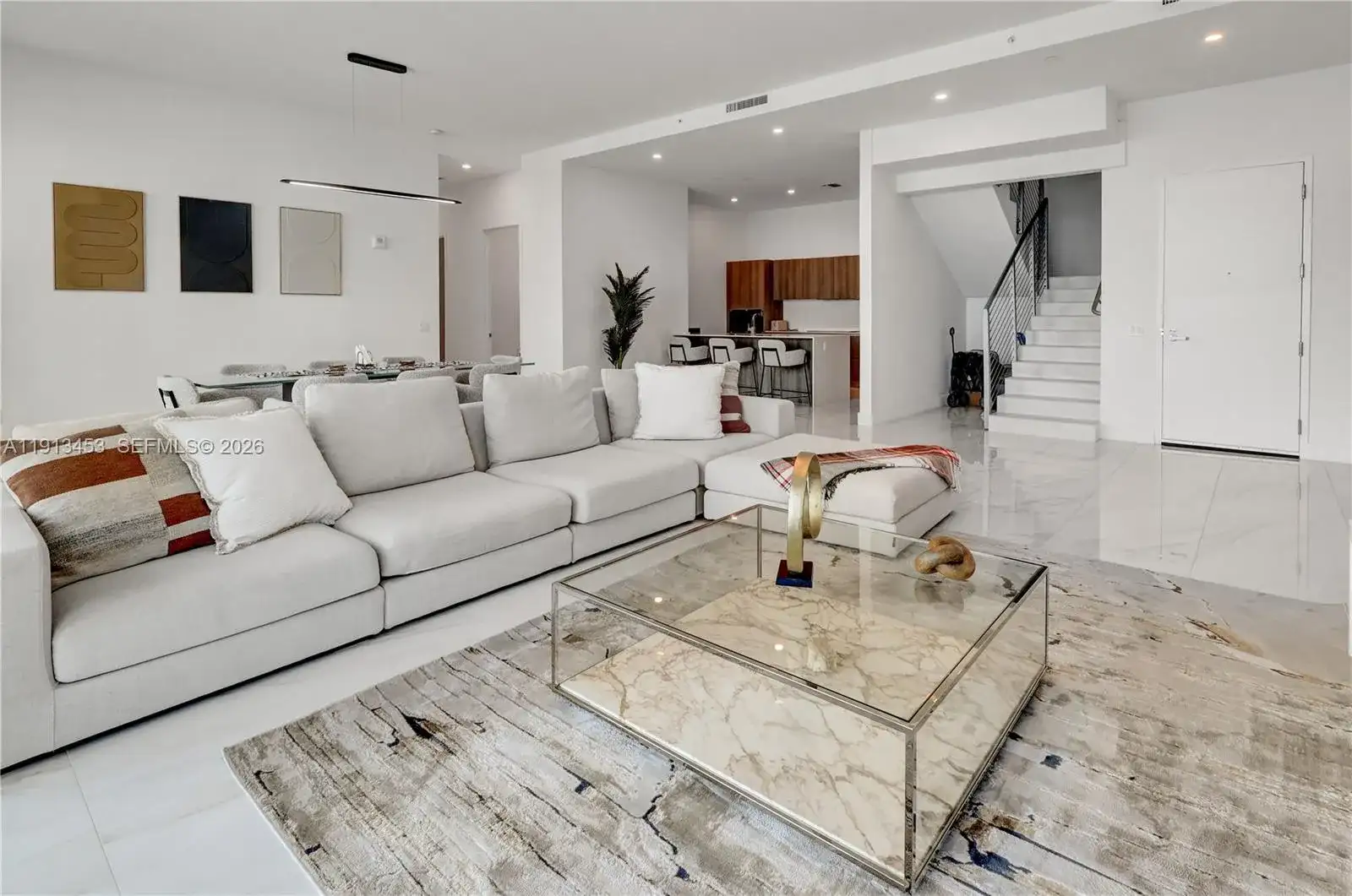 17550 Collins Ave, Sunny Isles Beach FL 33160 photo 4