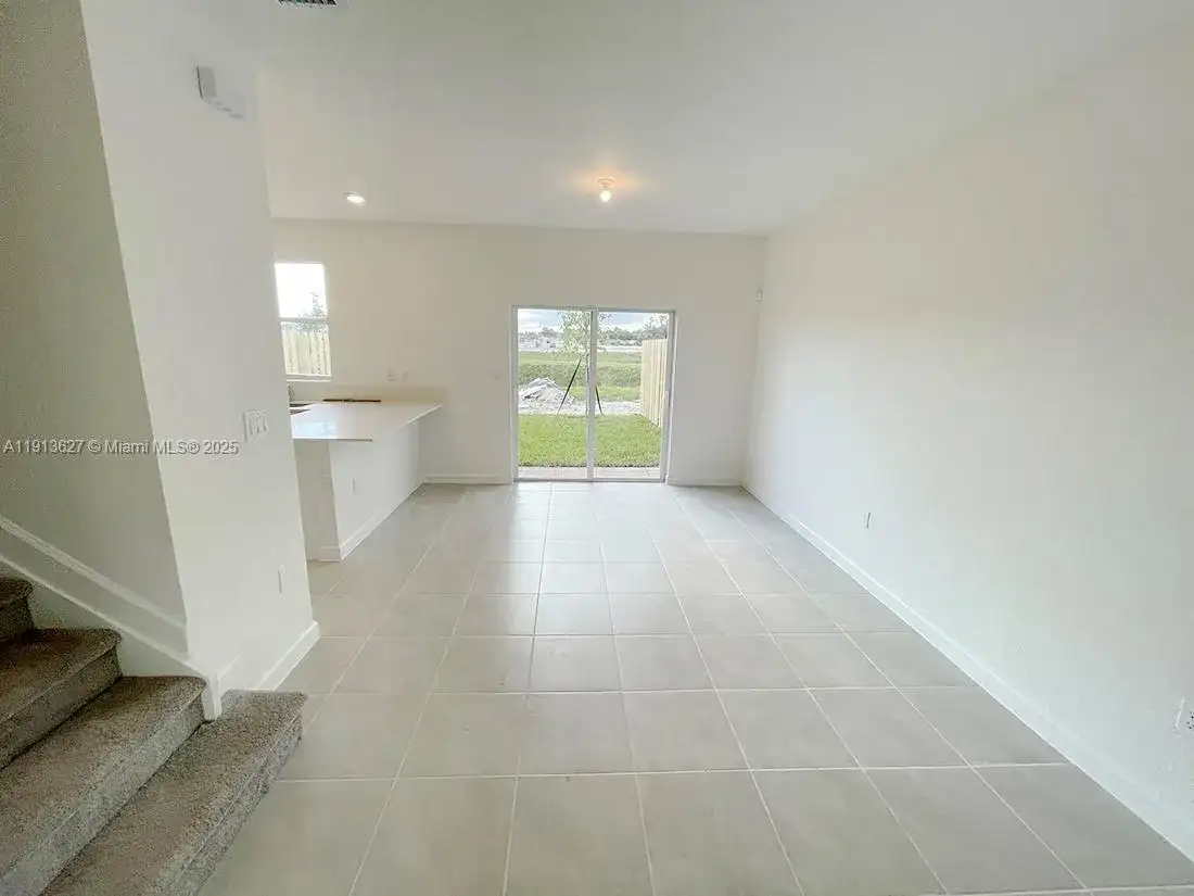 12354 NW 23rd Ct, Miami FL 33167 photo 3