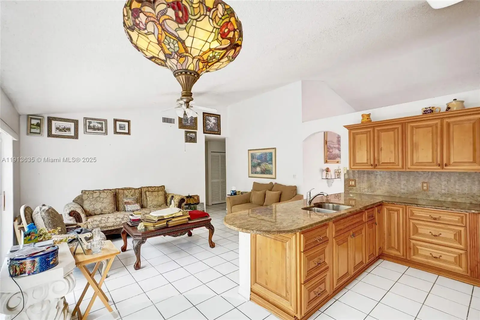 8007 SW 157th Pl, Miami FL 33193 photo 4