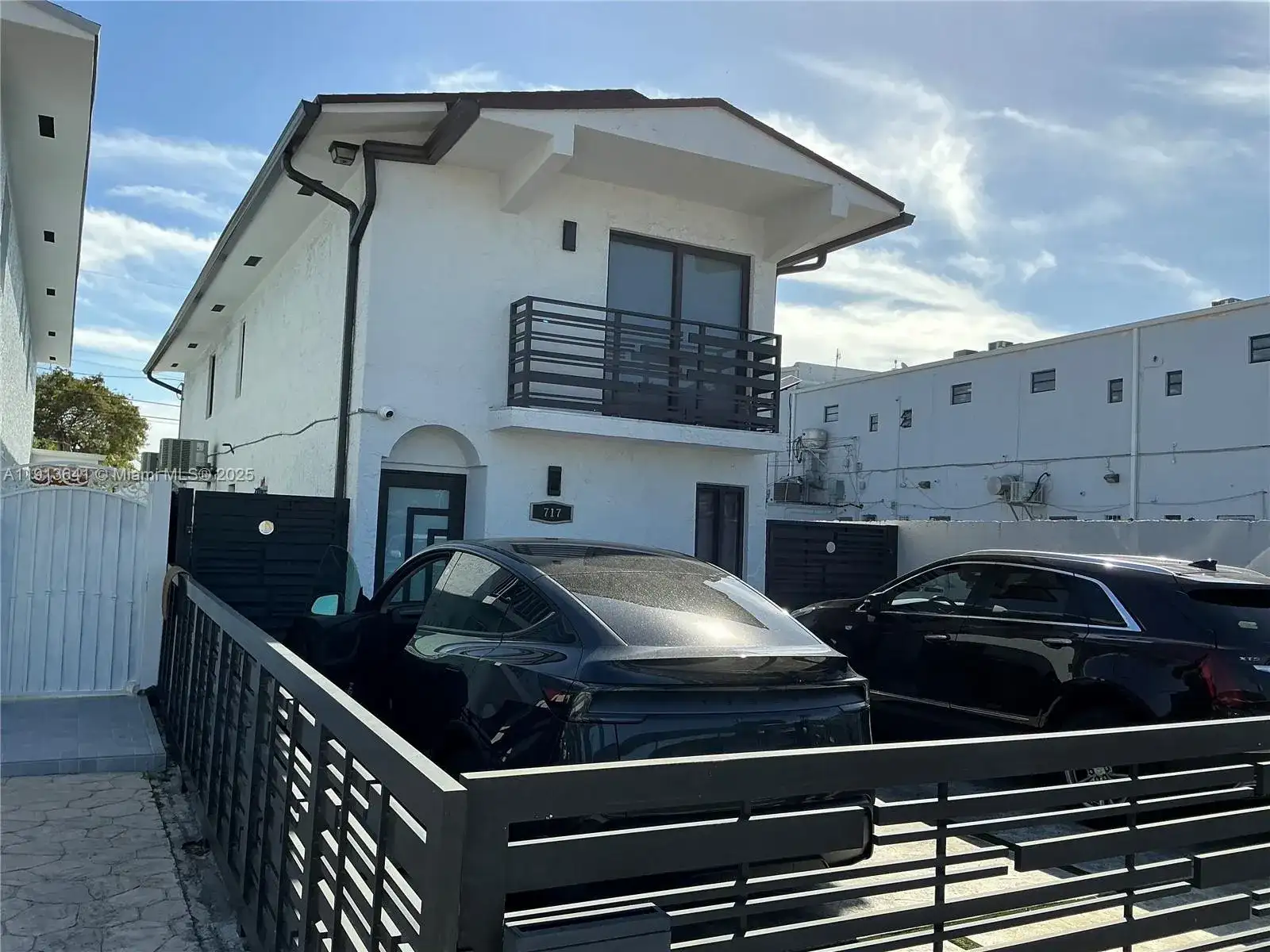 717 Tamiami Canal Rd, Miami FL 33144 photo 2