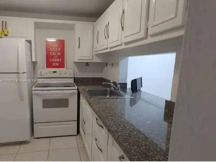 2935 NE 163rd St # 4Q, North Miami Beach FL 33160 photo 3