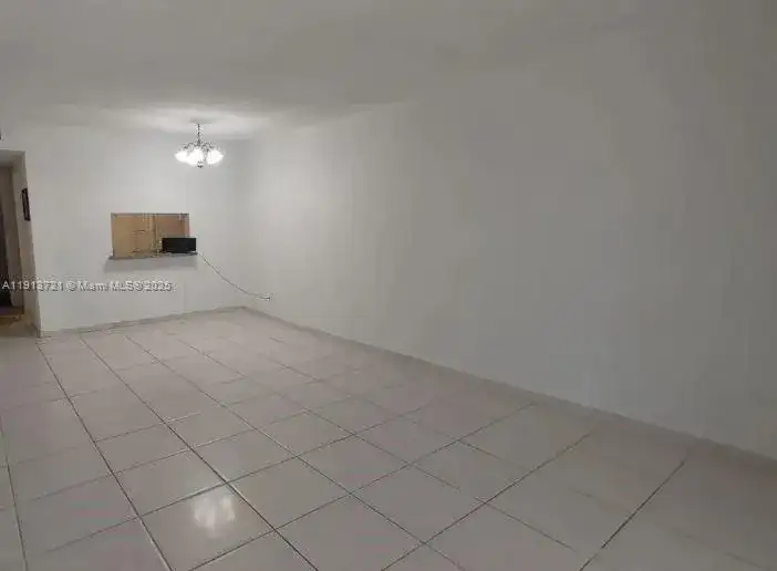 2935 NE 163rd St # 4Q, North Miami Beach FL 33160 photo 5