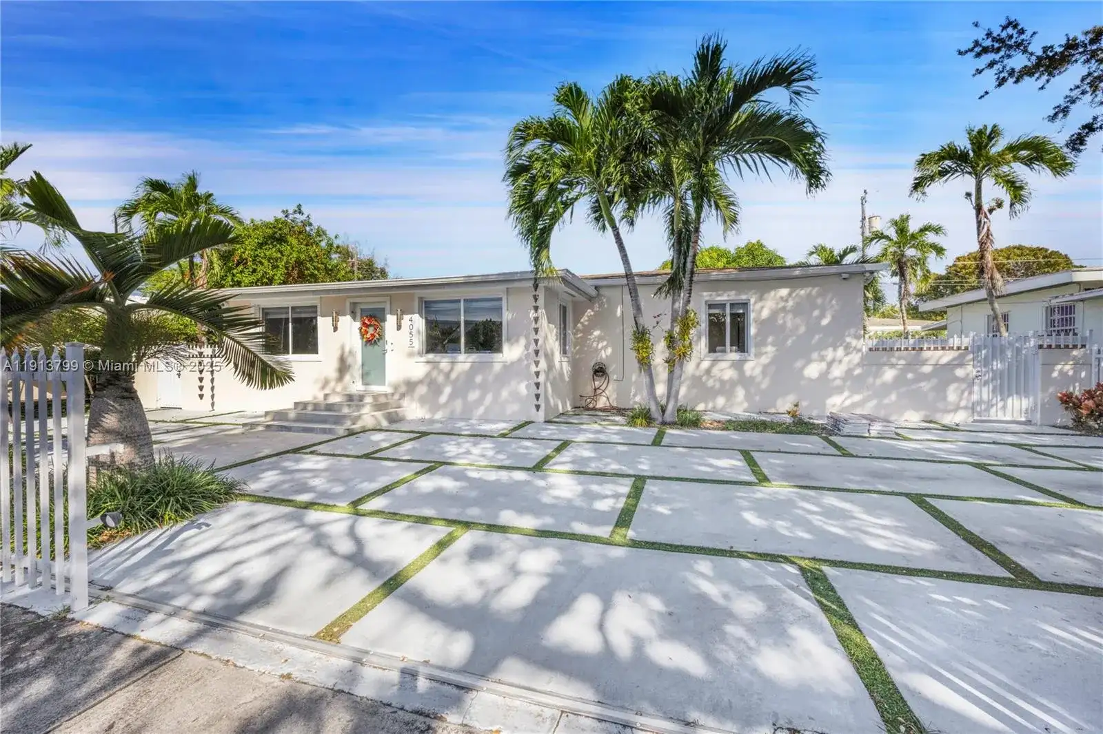 4055 SW 7 St, Miami FL 33134 photo 3