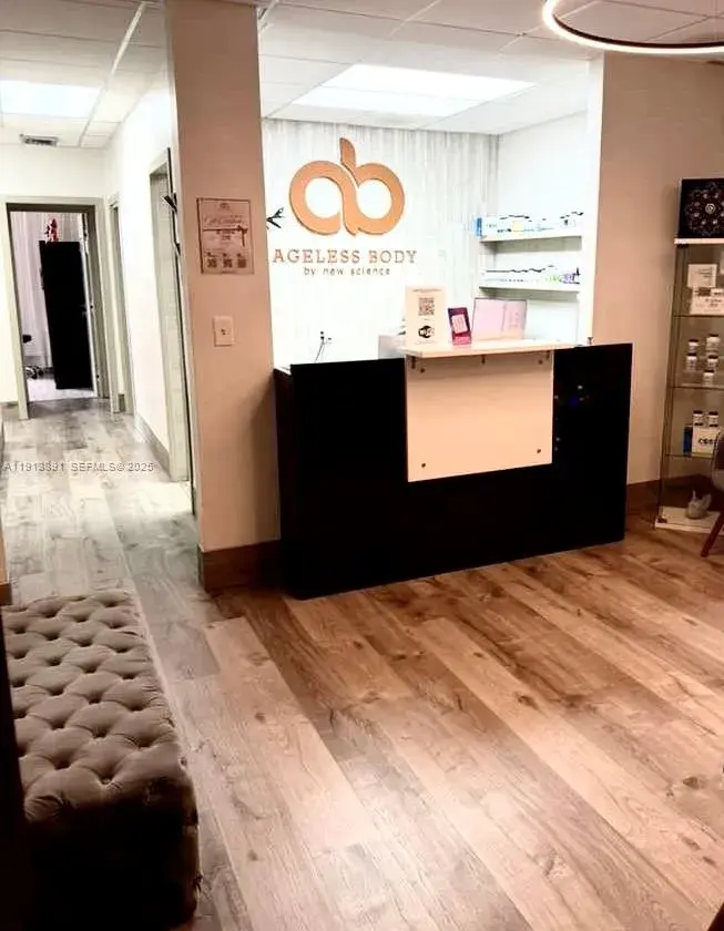2500 E Hallandale Beach Blvd, Hallandale Beach FL 33009