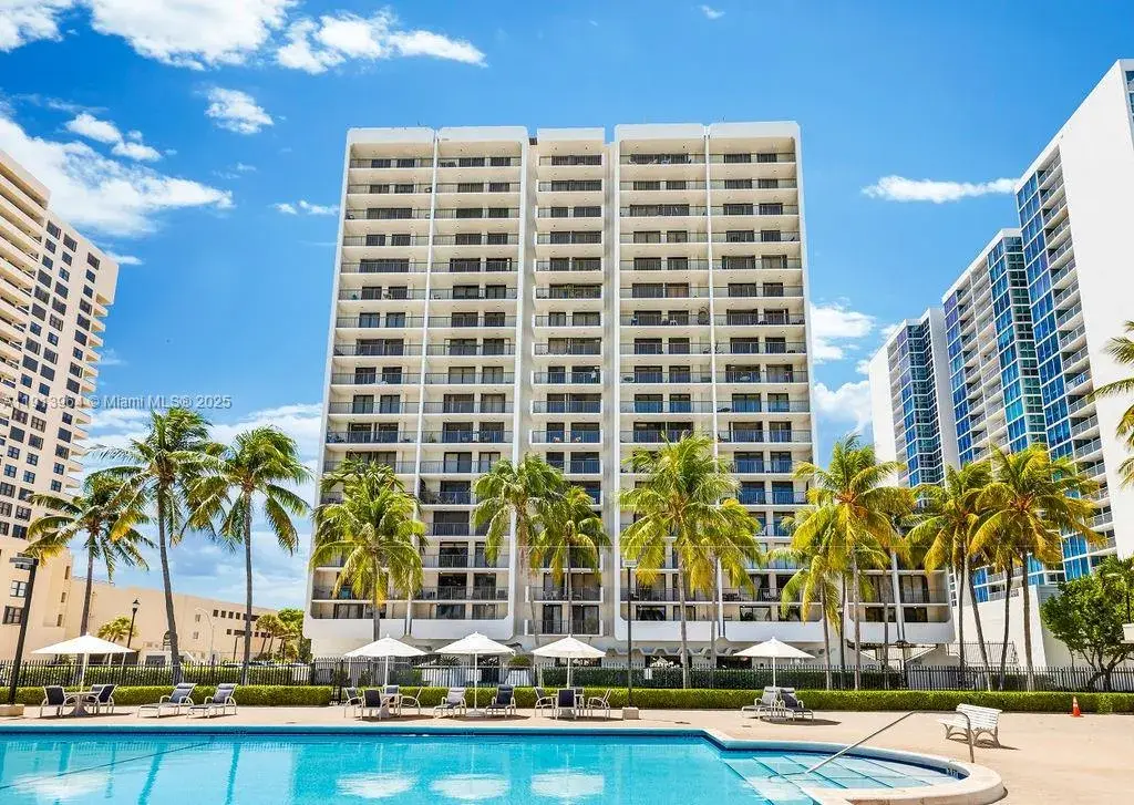 2625 Collins Ave # 702, Miami Beach FL 33140