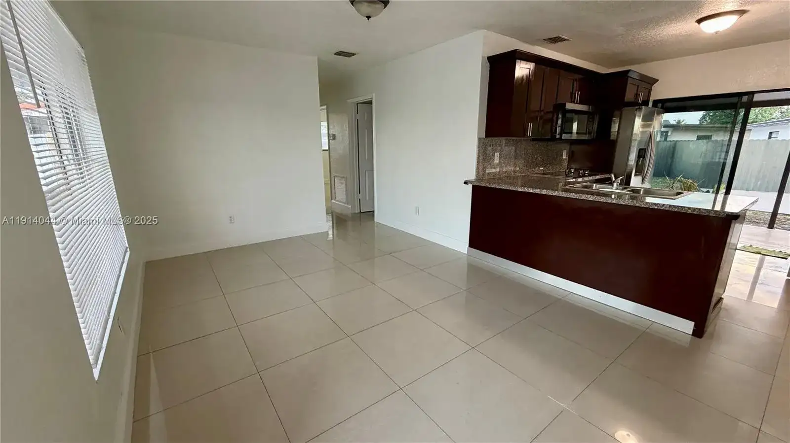 5020 NW 170th St, Miami Gardens FL 33055 photo 5