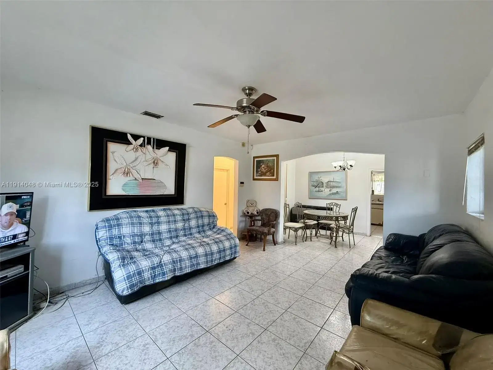 3000 NW 5th St, Miami FL 33125 photo 4