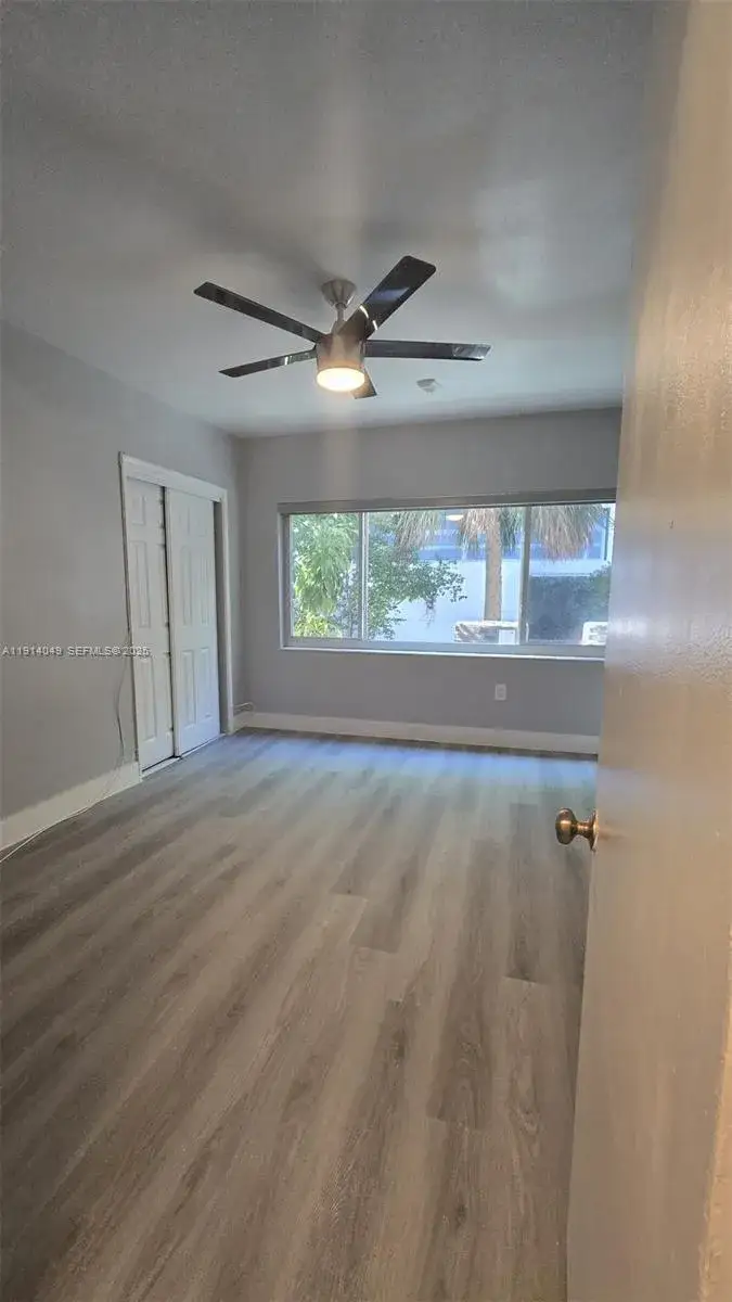 9200 E Bay Harbor Dr # 6, Bay Harbor Islands FL 33154