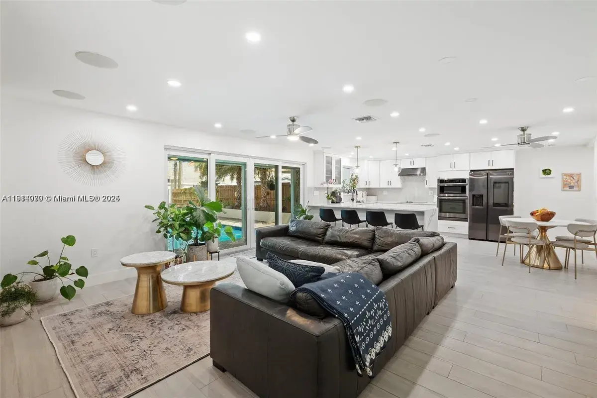5021 SW 29th Ter, Dania Beach FL 33312