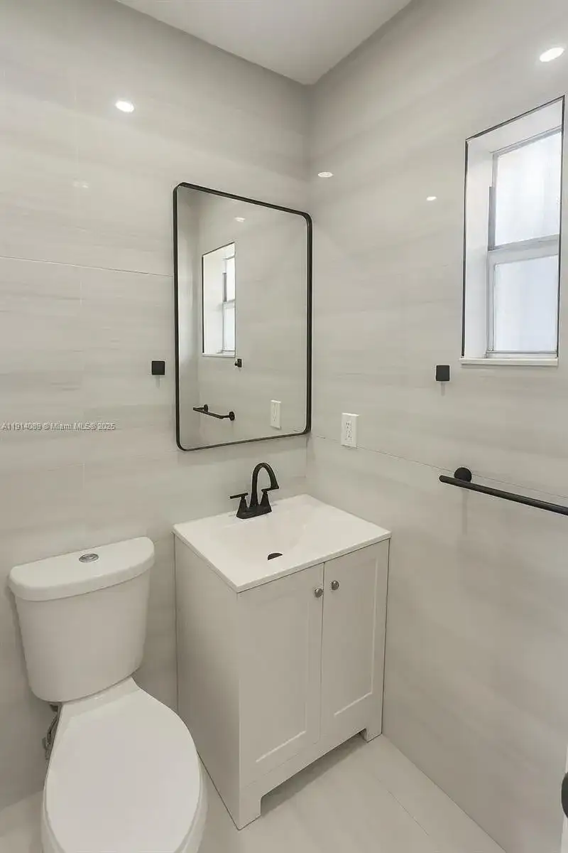 5807 SW 25th St # 9, West Park FL 33023 photo 5