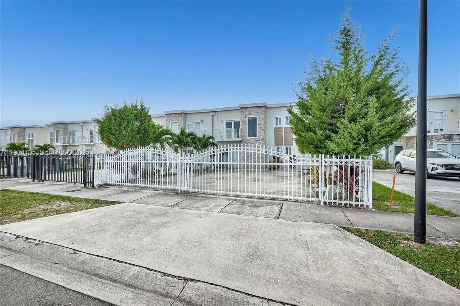 26100 SW 134th Place, Homestead FL 33032 photo 4