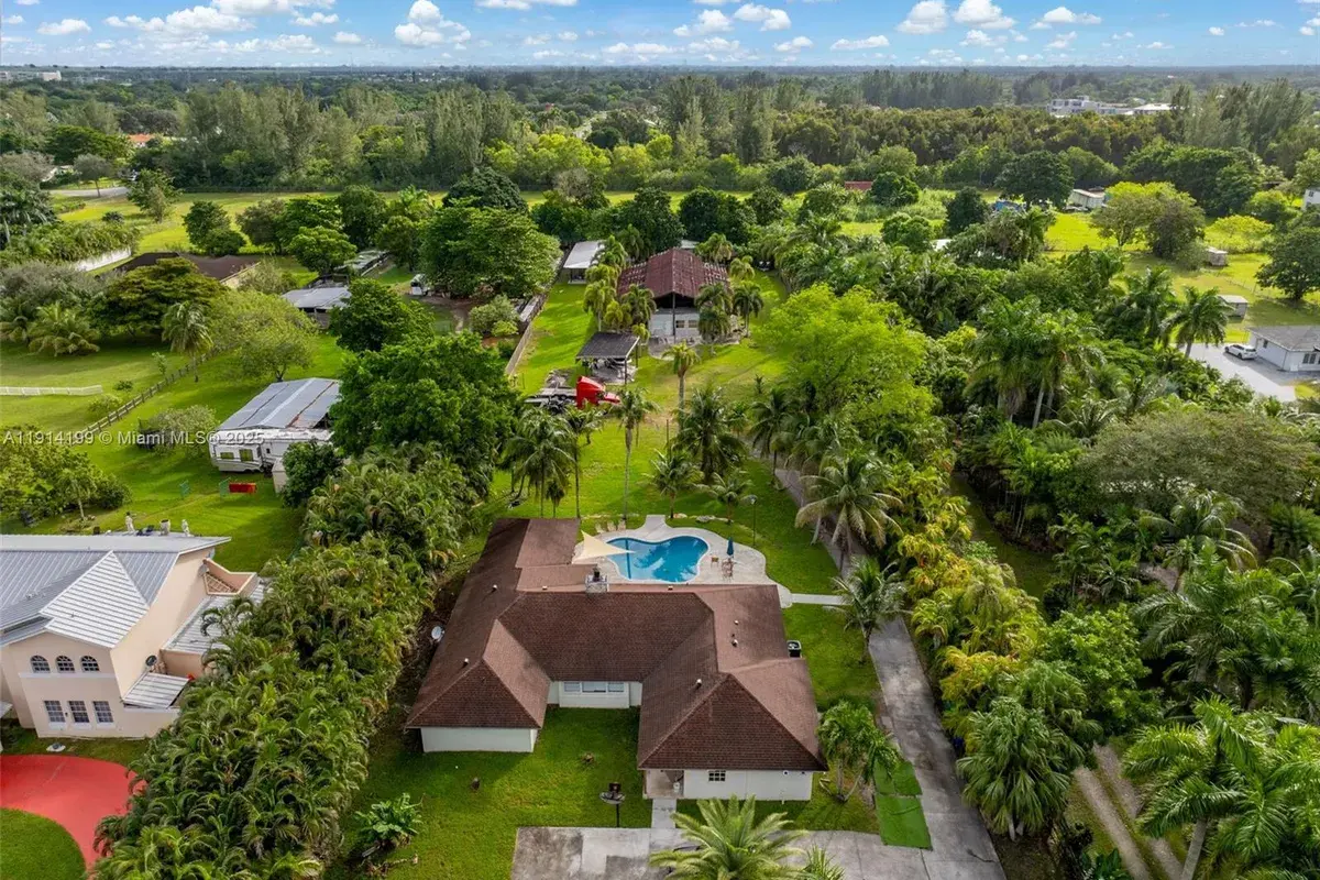 5310 SW 172nd Ave, Southwest Ranches FL 33331