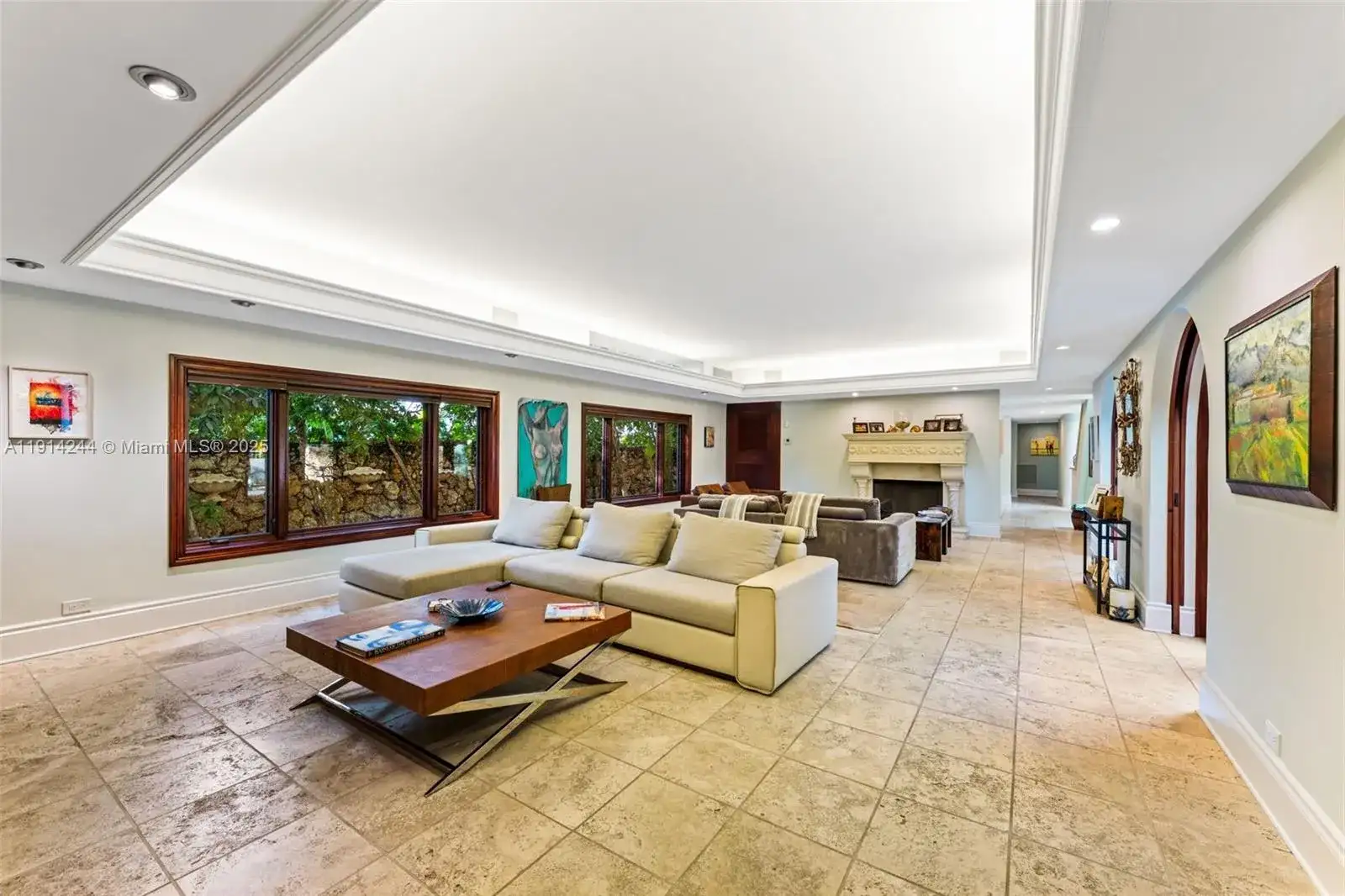 3506 Banyan Cir, Miami FL 33133 photo 3