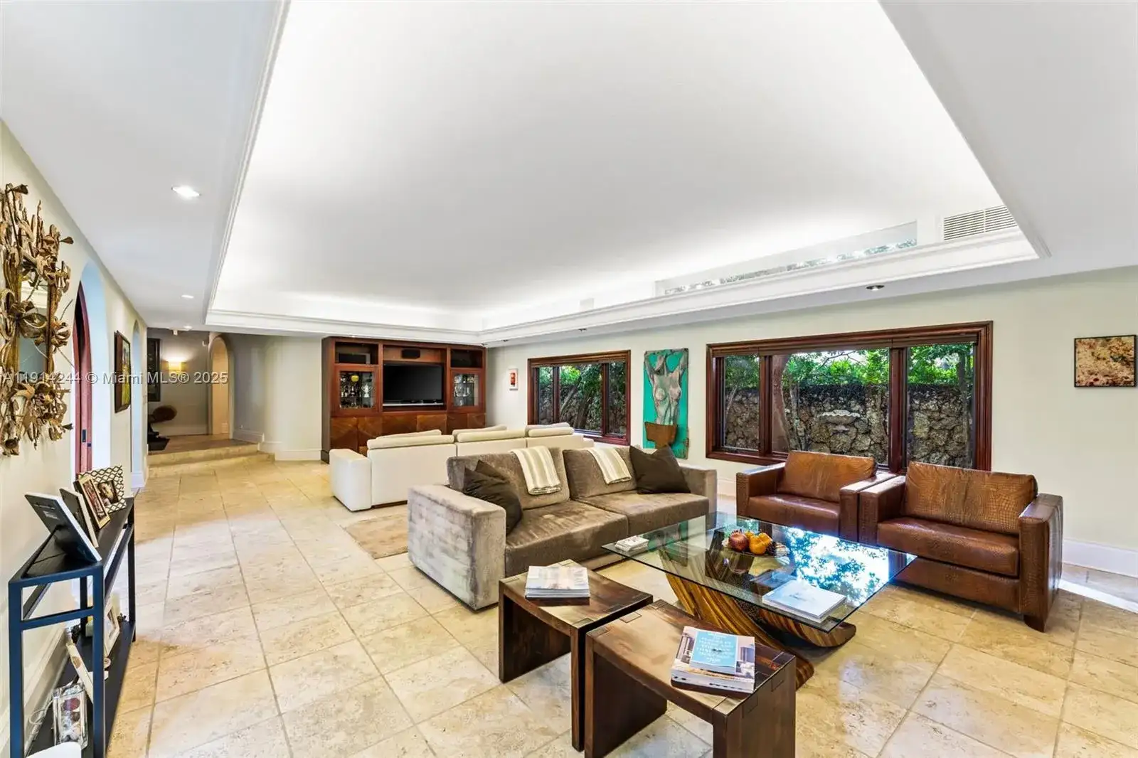 3506 Banyan Cir, Miami FL 33133 photo 4