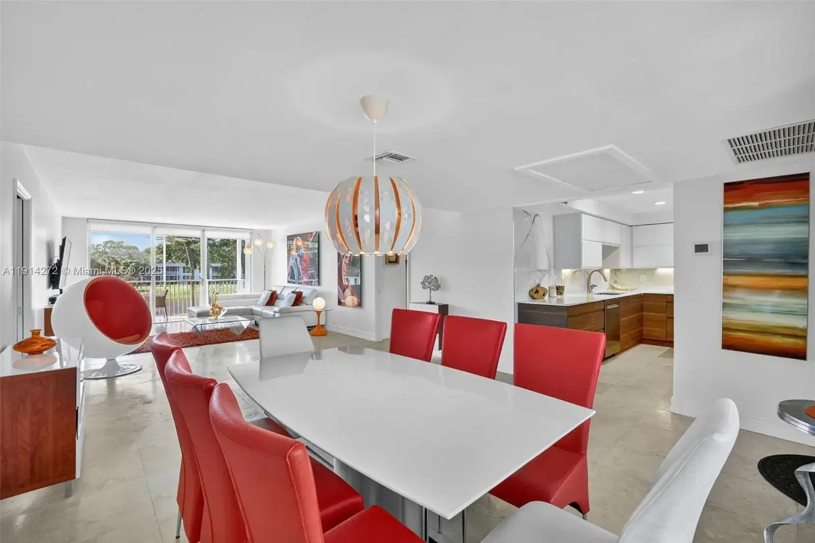 3611 Oaks Clubhouse Dr # 202, Pompano Beach FL 33069 photo 3