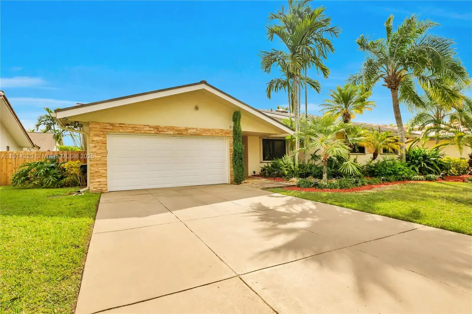8035 SW 89th Ct, Miami FL 33173 photo 3