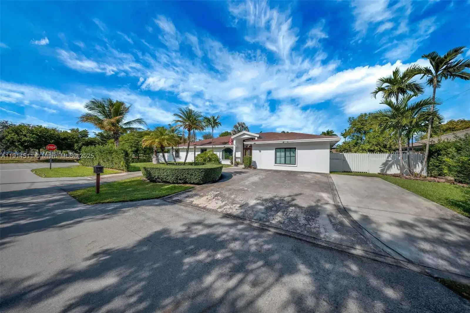 10195 NW 26th St, Doral FL 33172 photo 5