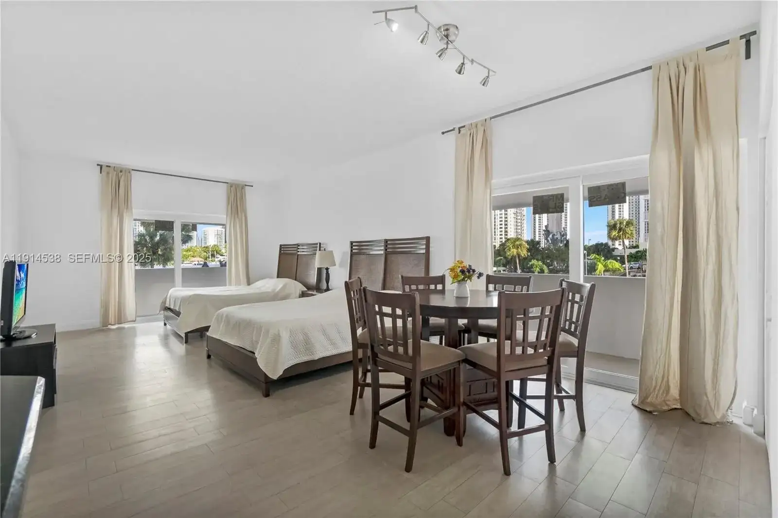 500 Bayview Dr # 125, Sunny Isles Beach FL 33160 photo 5
