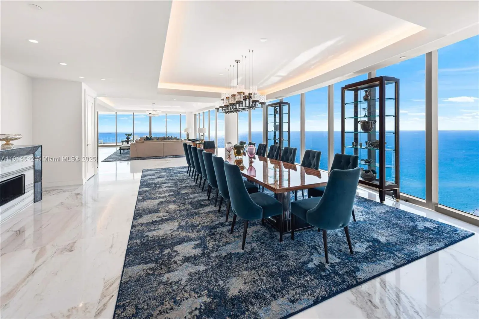 17901 Collins Ave, Sunny Isles Beach FL 33160
