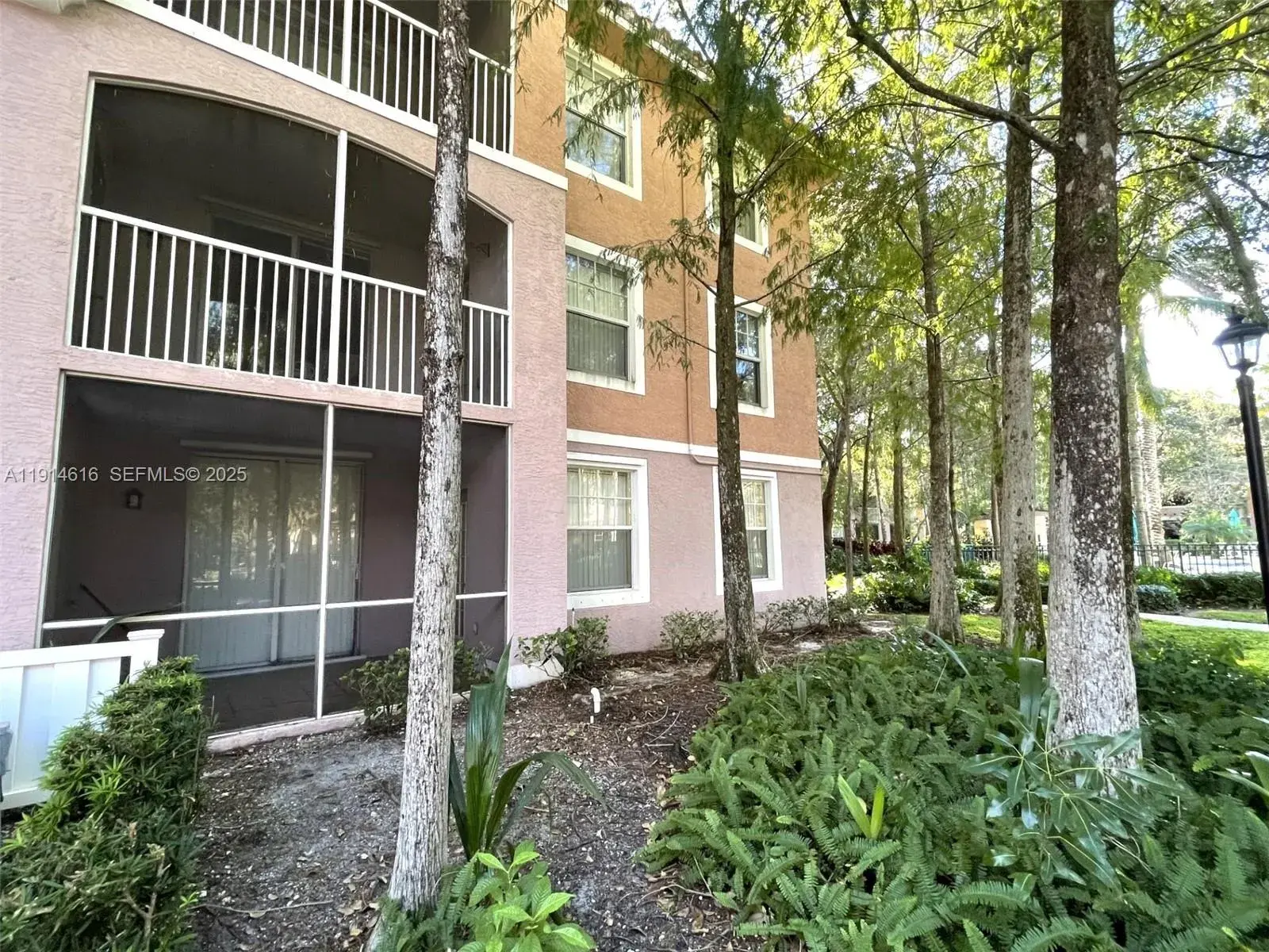 6584 W Sample Rd # 6584, Coral Springs FL 33067