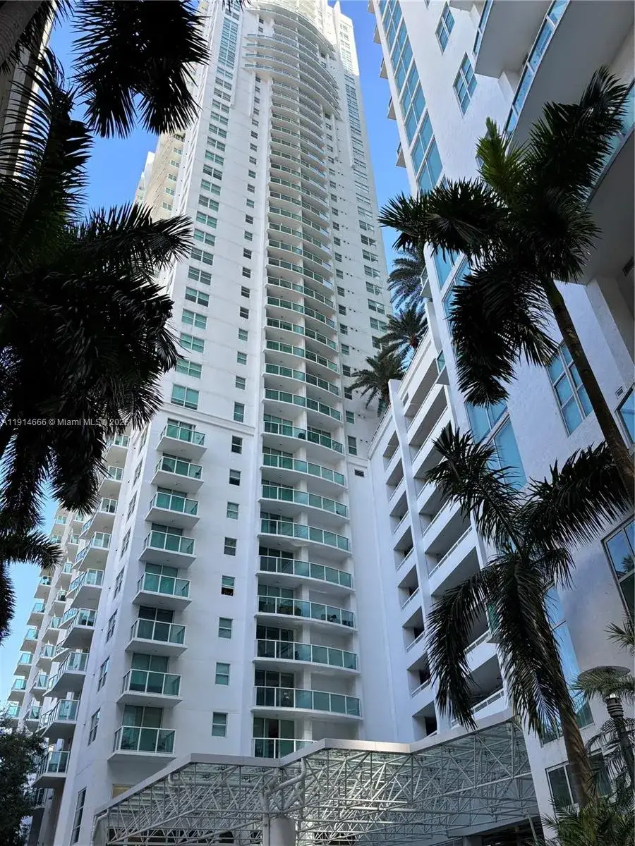 31 SE 5th St # 2103, Miami FL 33131