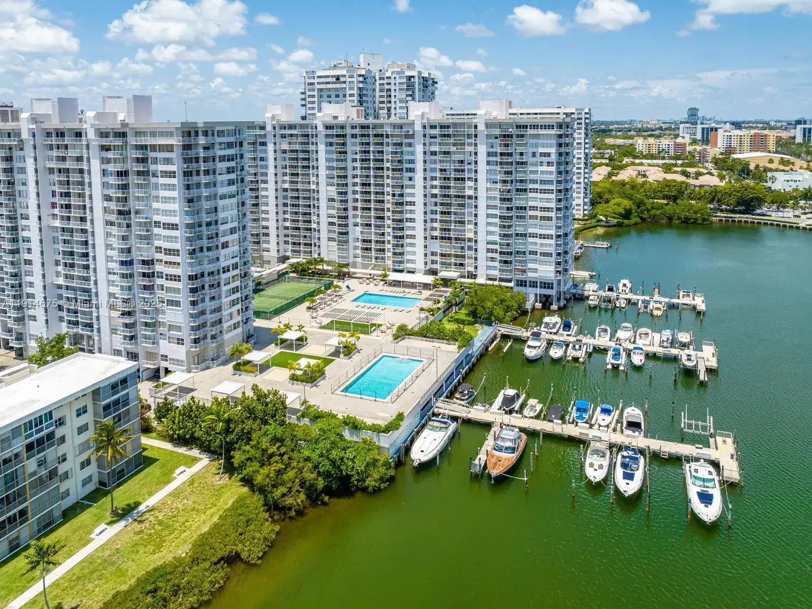 18011 BISCAYNE BLVD *BOAT SLIP* # 1603, Aventura FL 33160 photo 2
