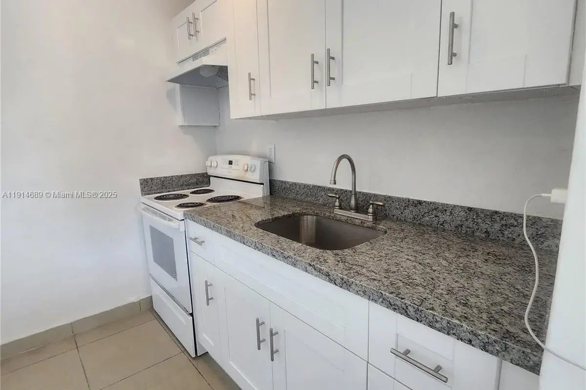 2400 NW 10th Ave # 4, Miami FL 33127