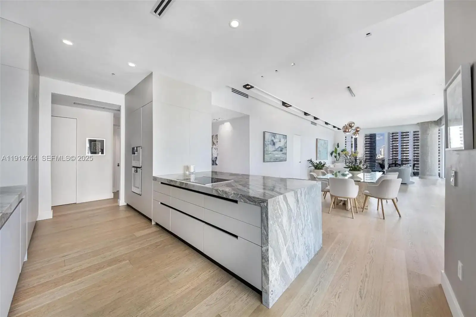 900 Brickell Key Blvd # 1403, Miami FL 33131 photo 2