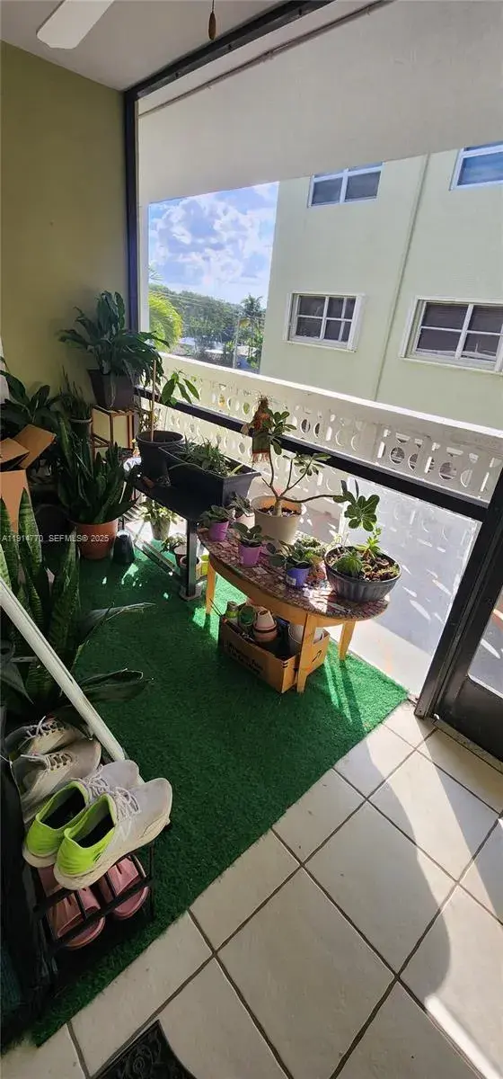 1425 Arthur St # 410B, Hollywood FL 33020
