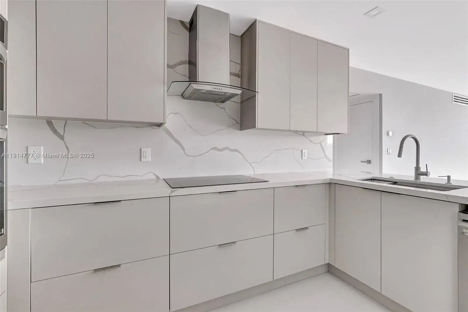 20379 W Country Club Dr, Aventura FL 33180