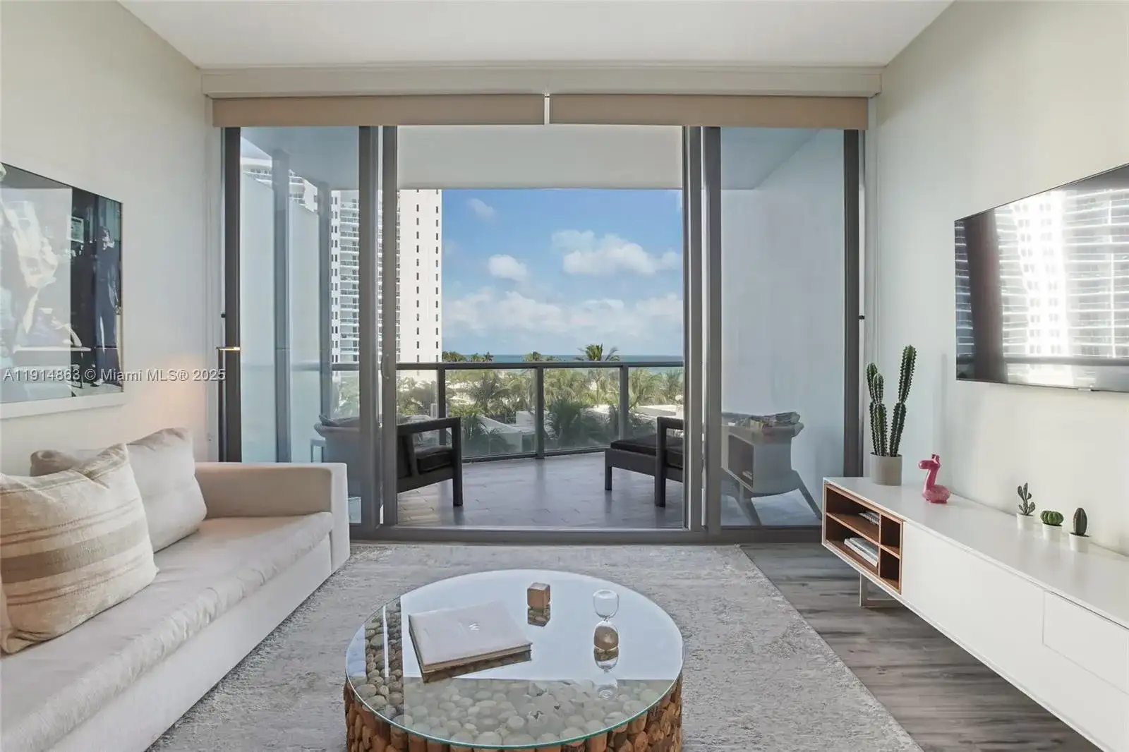 2201 Collins Ave, Miami Beach FL 33139 photo 4