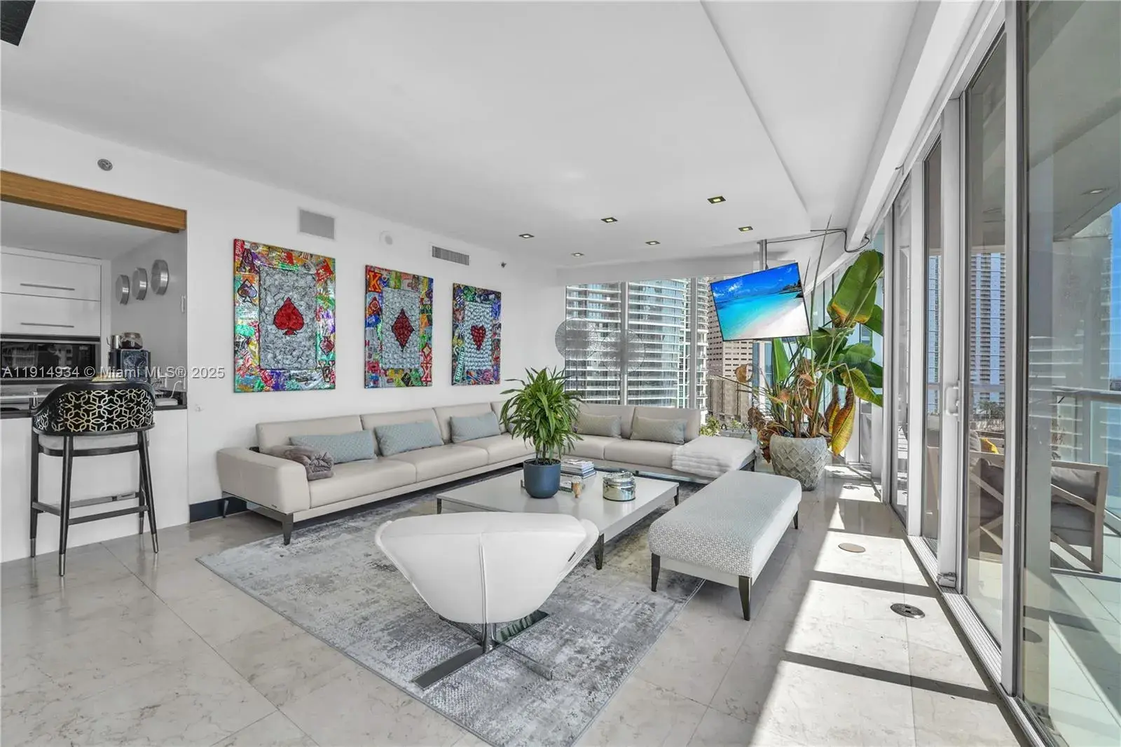 465 Brickell Ave # 1001, Miami FL 33131